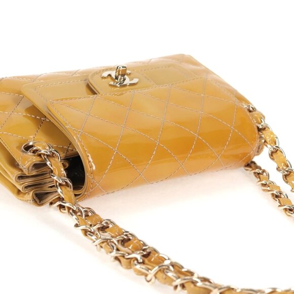 CHANEL Matelasse Chain Shoulder Bag - Picture 6 of 16